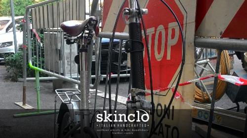 rivestimento-cuoio-bici-pieghevole-skinclò